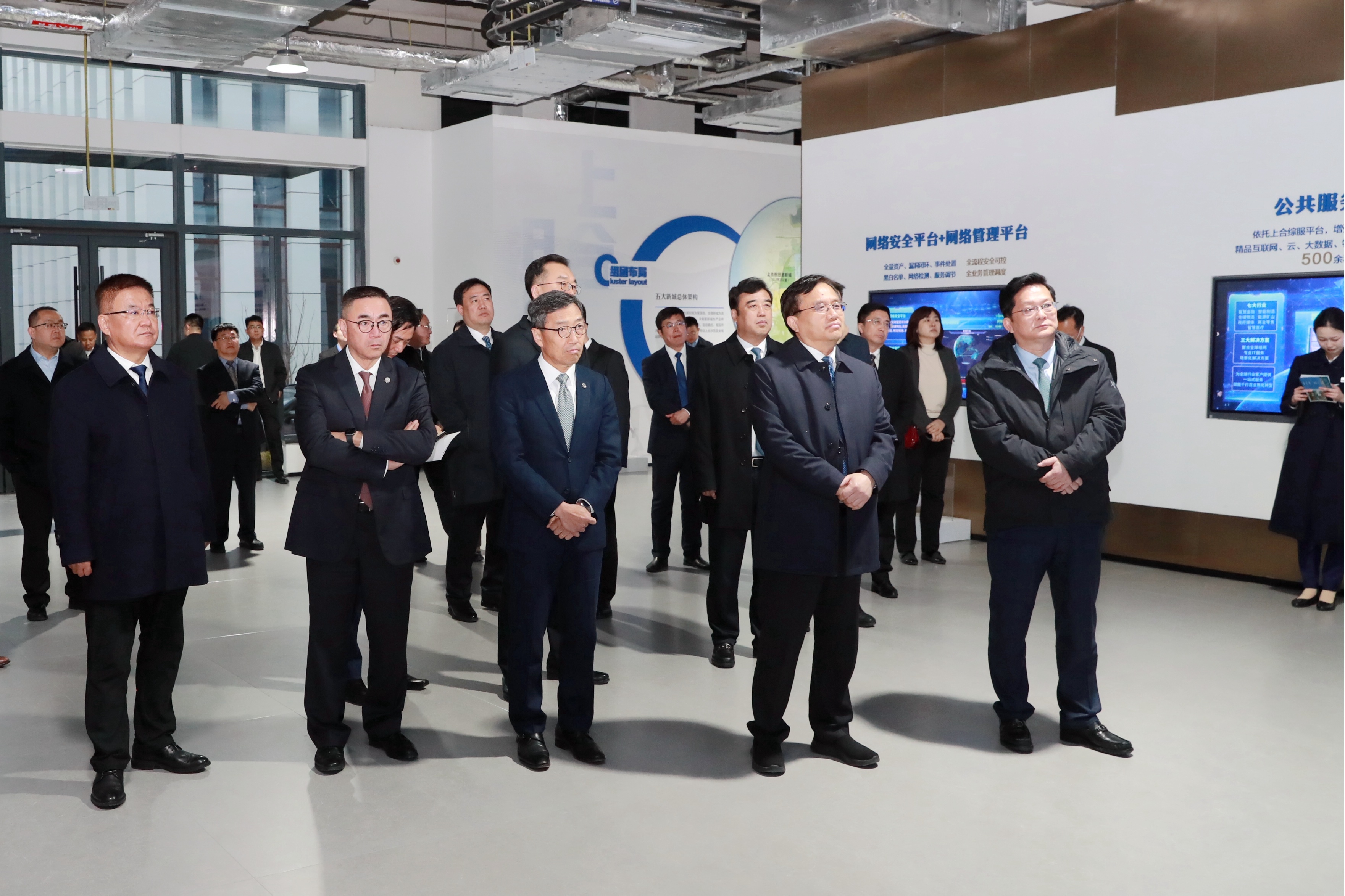 魯港科技合作創新中心揭牌成立 華魯集團助力青島上合與香港科技園深化合作-3.jpg